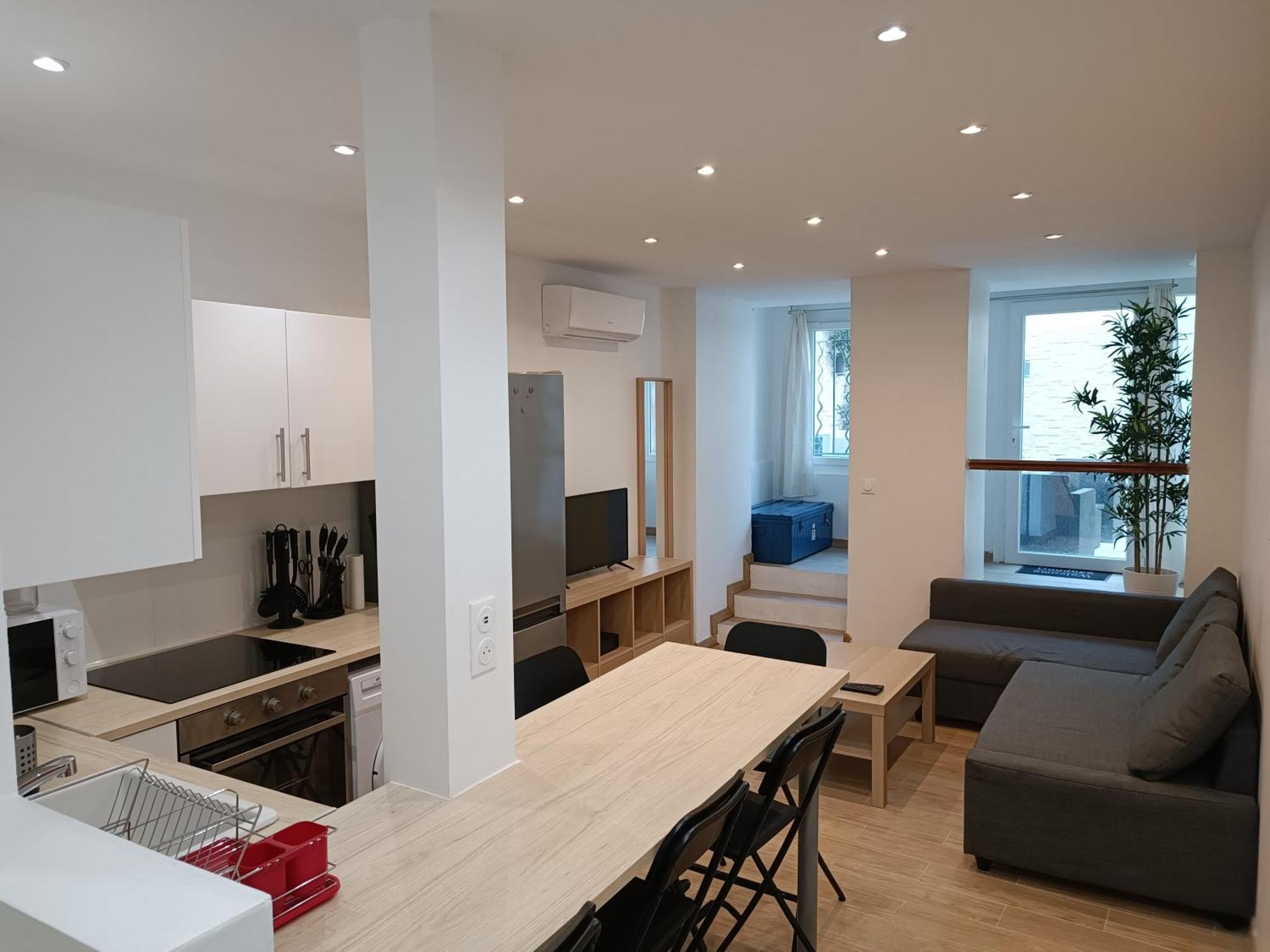 T3 Renove Avec Cour, Intra Muros אביניון מראה חיצוני תמונה